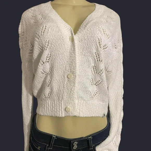 Abercrombie - Picture 3 of 6